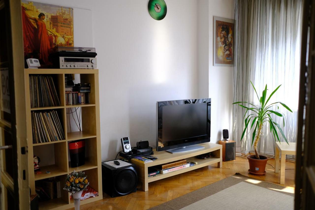 Apartament Old City Boekarest Buitenkant foto
